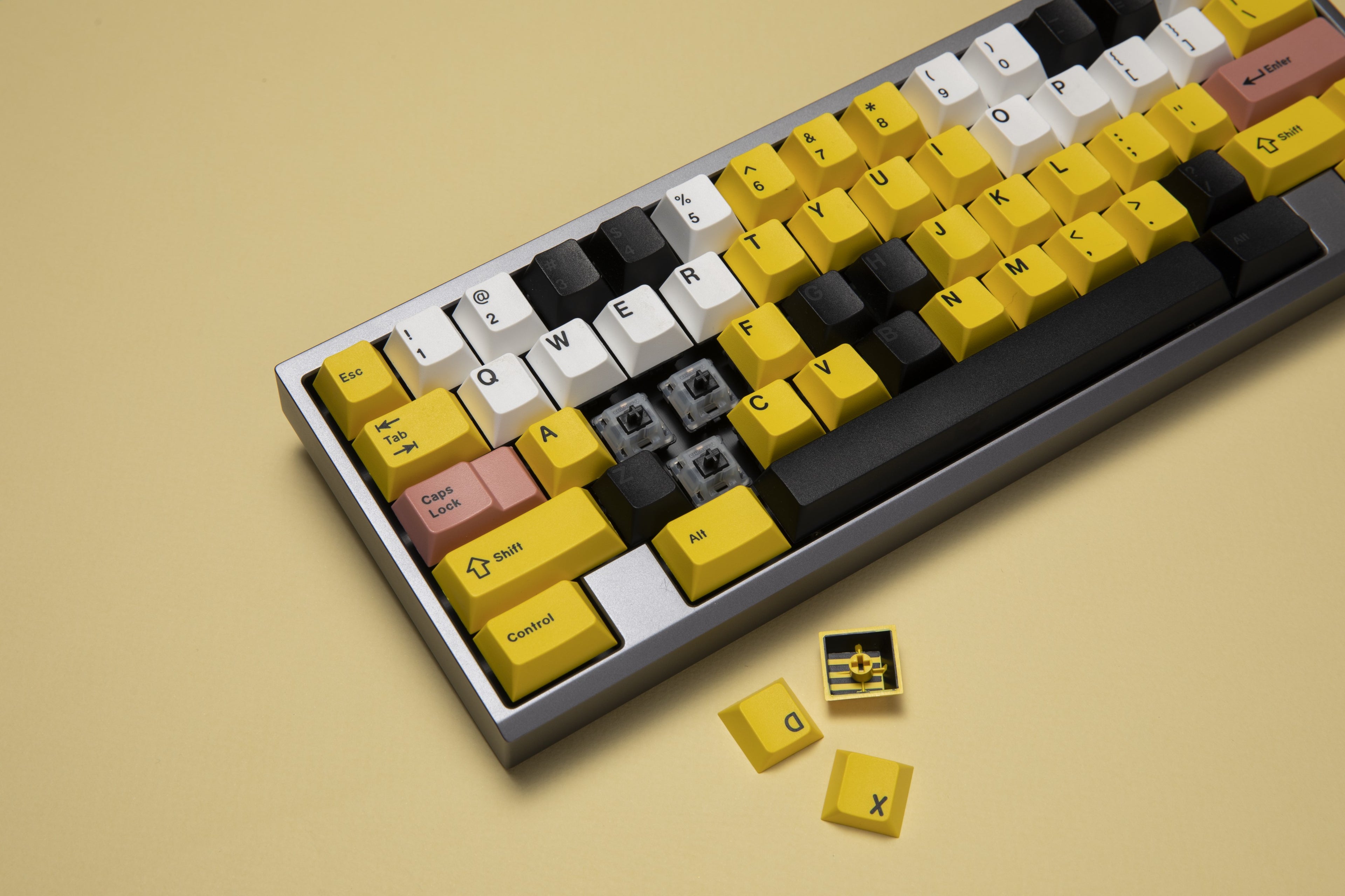 Ouroboros 60% (In-stock)